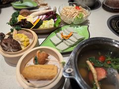 -一叶一世界·素食餐厅(锦华万达店)