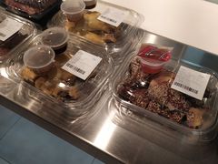 -盒马鲜生(红莲店)