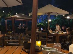 -三亚艾迪逊酒店·海滩烧烤 BARBACOA·现场乐队·浪漫晚餐·烧烤海鲜