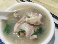 -标记美食新鲜猪杂(兴南大道店)