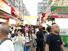 -龍歌自助小火锅(市南金茂湾店)