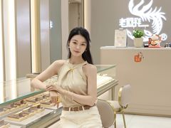 -王府井百货熙地港店