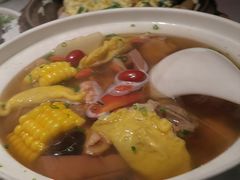 -江城小馆陕南妈妈菜·全球旅行餐厅(钟楼店)