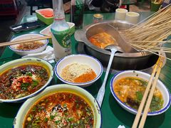 -巷子里头麻辣烫火锅串串(温江店)