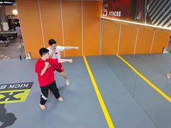 -享受健身·美体塑形馆