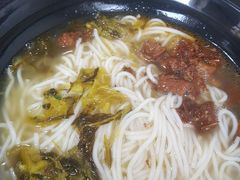 -花溪巷牛肉粉(泉城路店)