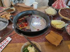 -赵美丽·重庆社区火锅·直营店(火车东站·中豪国际店)