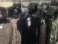 -H&M(天一广场店)