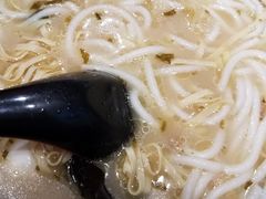 -灵芝妹子海鲜米线(凯德和平广场店)