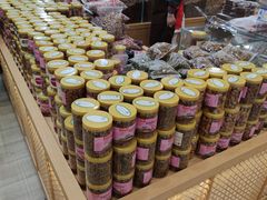自助取餐区-周记炒货·山核桃·甘栗(武林店)