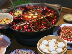-白乐天毛肚火锅馆(南滨路店)