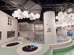 -涨巢·潮玩水疗局