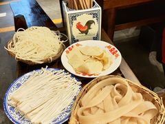-萍姐火锅·公路夜市(打浦桥日月光店)