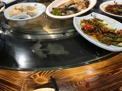 -雪乡阁东北农家菜(颛桥约好休闲街店)
