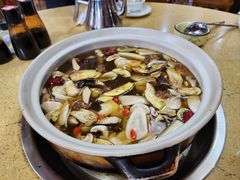 -东巴谷野生菌火锅餐厅