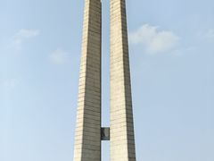 -唐山抗震纪念碑广场