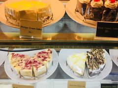 -莓园冰淇淋店
