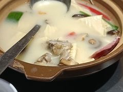 -桥边小楼·手工云南菜·古城观景小楼