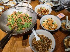 -老湘村·湖南土菜(天河维多利店)