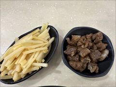 -龙记桂林米粉(财满街店)