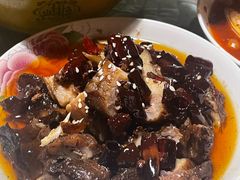秘制兔肉-良泉足疗