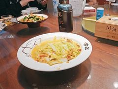 -川流不息·地道川菜·小龙虾(松东路店)