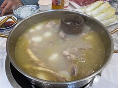 -朴小妹人参鸡汤火锅(长白山万达店)