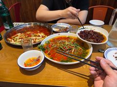 -邱金小炒·30 年盐帮江湖菜(自贡店)