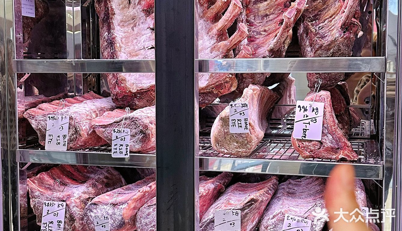 仪式感满满的牛排家，聚会首选，美食盛宴不可错过～ 
