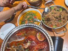 -老滇山寨•云南特色菜•地方菜•民族风情歌舞表演(金碧店)