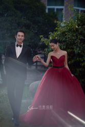 -雨墨婚纱摄影工作室