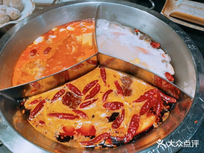 大龙燚火锅(五一广场店)奔驰锅图片