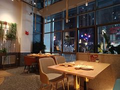 -红樱桃·欢乐餐厅(太原里店)