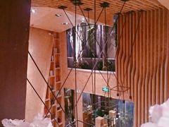 -新华里咖啡书吧(新华书店小寨店)