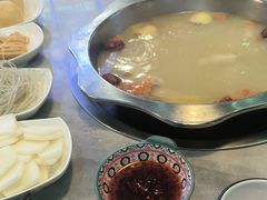 -光头药膳鸡(莱茵小镇店)