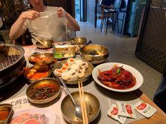 -草家酱蟹炭火烤肉店(珲春南路一店)