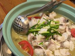 -重庆鸡公煲·青锅花椒鱼(牡丹江路店)