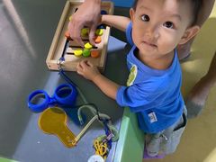 -爱睿思儿童早教亲子游泳(万象城店)