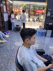 -藤野造型专业烫染接发