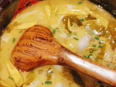 香辣酸菜鱼-避风塘(宝山万达店)