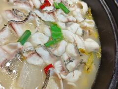 -周渝食惦酸菜鱼(青浦店)
