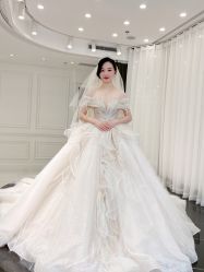 -拉瑞娜LaReine婚纱礼服高级定制