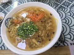 -鲁毓鲜蓬莱小面(黄山路店)