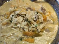 -黄泥岗·地道湖北菜(奥特莱斯店)