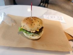 -必胜客(松雷店)