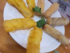 -正宗普宁豆干坊·洪记砂锅粥(红领巾路店)
