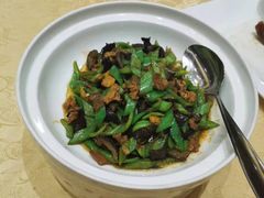 -潇湘华天大酒店-湘·悦美食街(芙蓉中路店)
