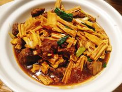腐竹烧黄牛肉-U你·湖北家宴菜(南湖总店)