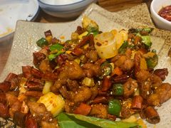 -滇香肴·云南菜蒸汽石锅鱼(云南北路店)