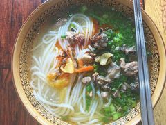 -正宗李家土鸡米线店